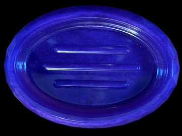 Handmade Resin Soap Dish  Drainable Oval Sink Tray  Modern Bathroom Accessory