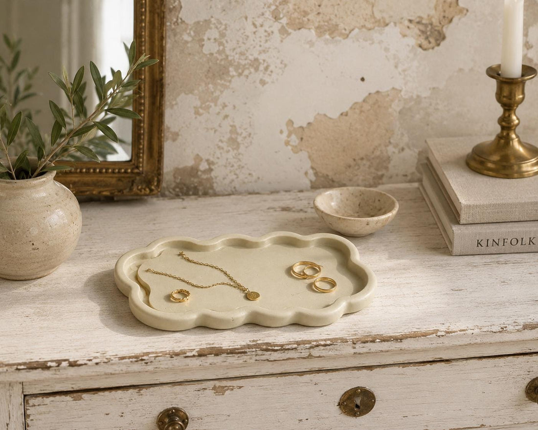 Wavy Concrete Tray Catchall Tray Decorative Tray Jewelry Dish Key Holder Entryway Decor Vanity Organizer Spa Bathroom Decor Handmade Gift
